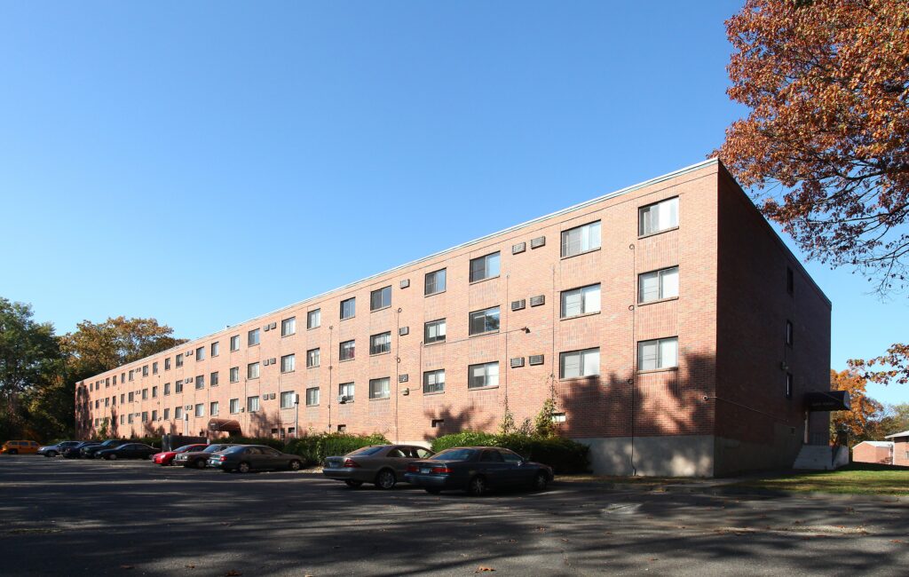 Northeast Private Client Group® Sells a Multifamily Property in East Hartford for $11,950,000.